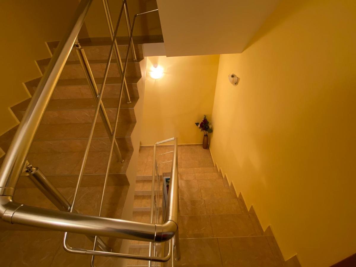 Sunny Guest House Ravda Exterior photo